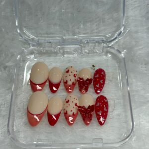 Queen of Hearts - 3D Bow & Heart Press-On Nails