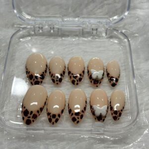 Wild Side - Leopard Print & 3D Bow Press-On Nails