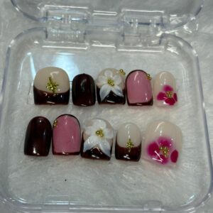 Truffle & Rose - 3D Floral & Gold Press-On Nails